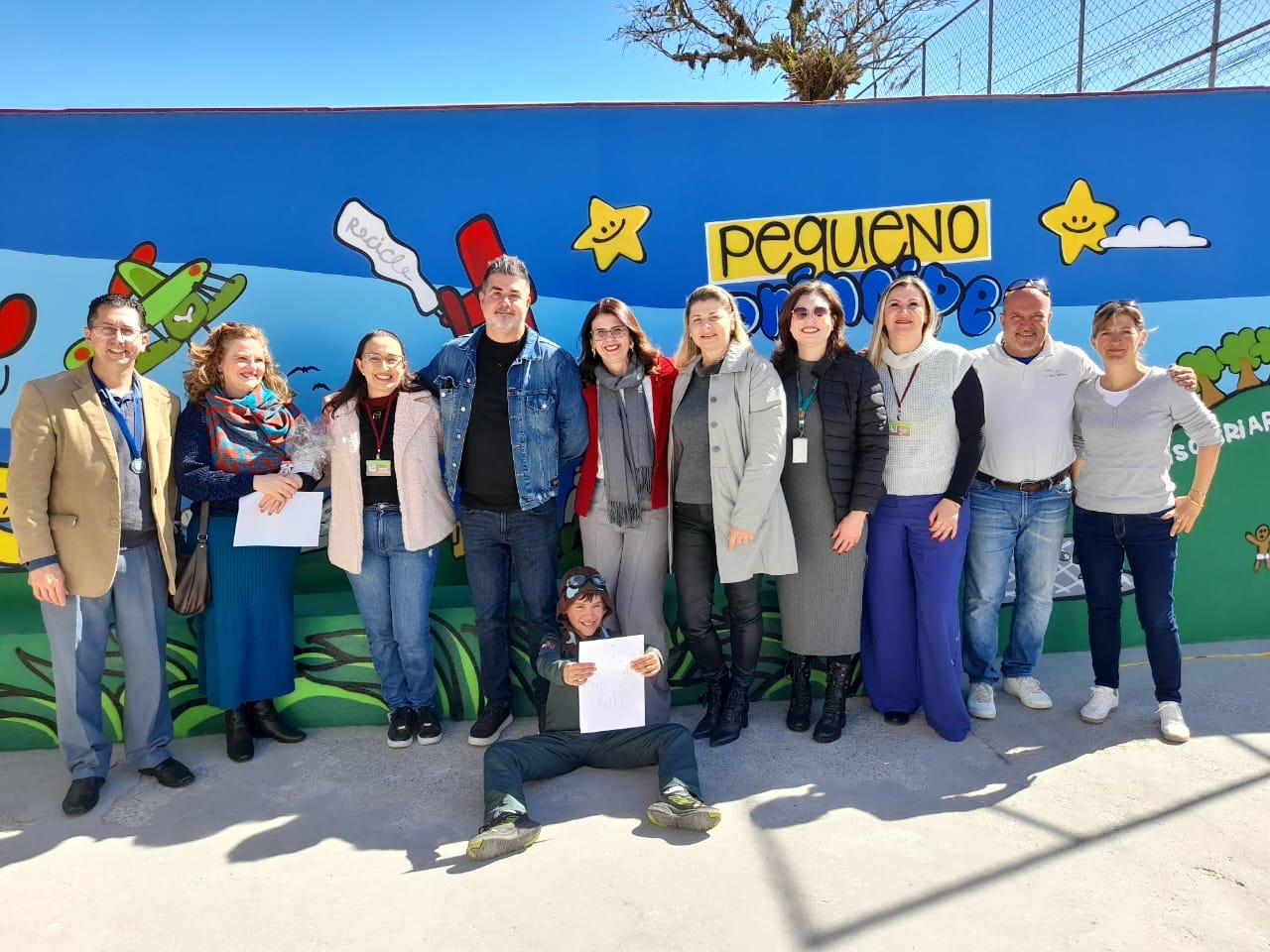 Escola de Biguaçu celebra estudo sobre Saint-Exupéry em parceria com o Instituto Luciano Martins